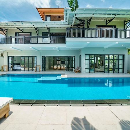 Villa Okenada - Modern 5-Bedroom Pool Villa In Berawa! Canggu Eksteriør billede