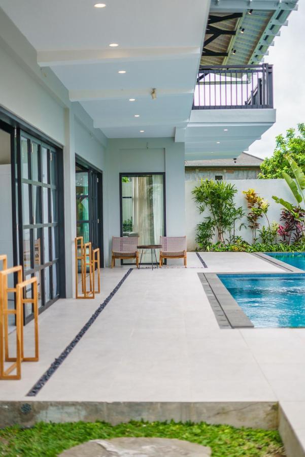 Villa Okenada - Modern 5-Bedroom Pool Villa In Berawa! Canggu Eksteriør billede