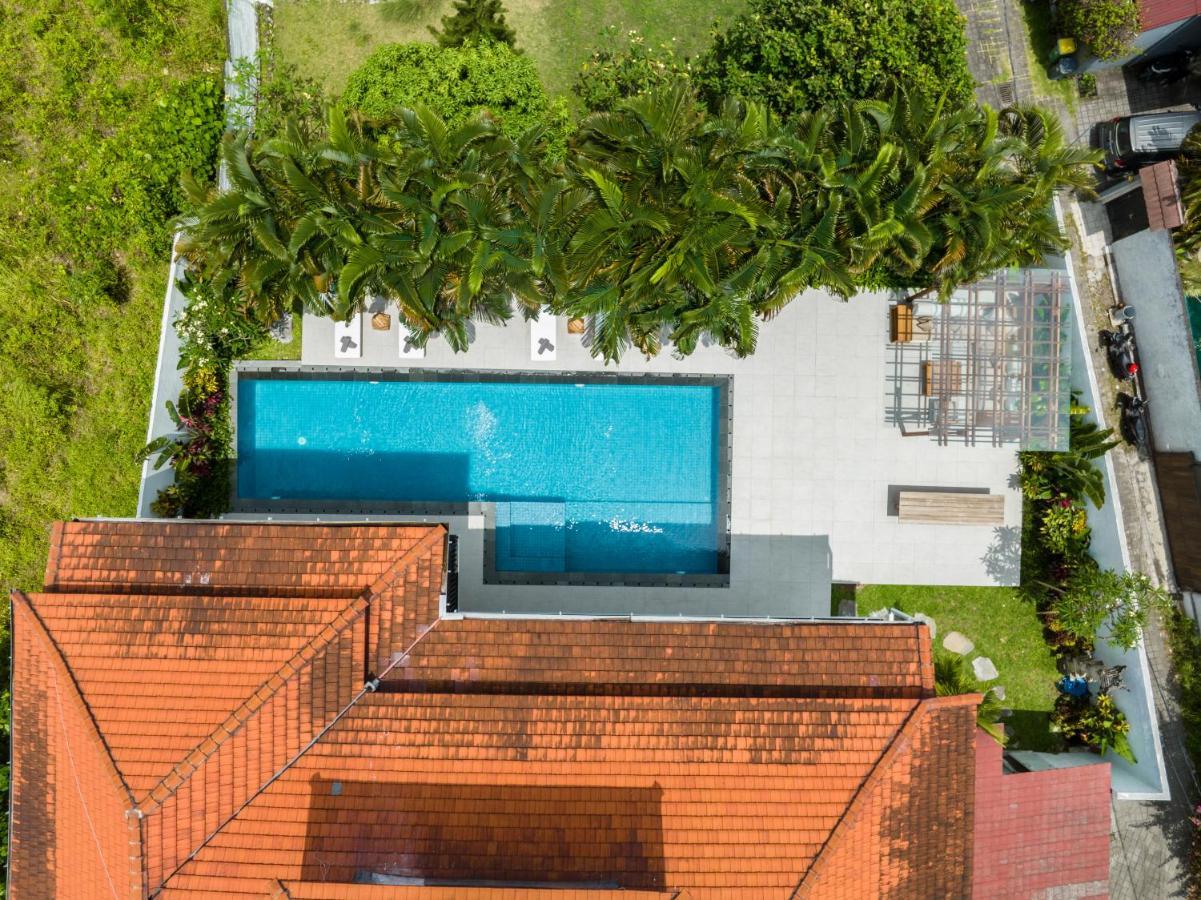 Villa Okenada - Modern 5-Bedroom Pool Villa In Berawa! Canggu Eksteriør billede